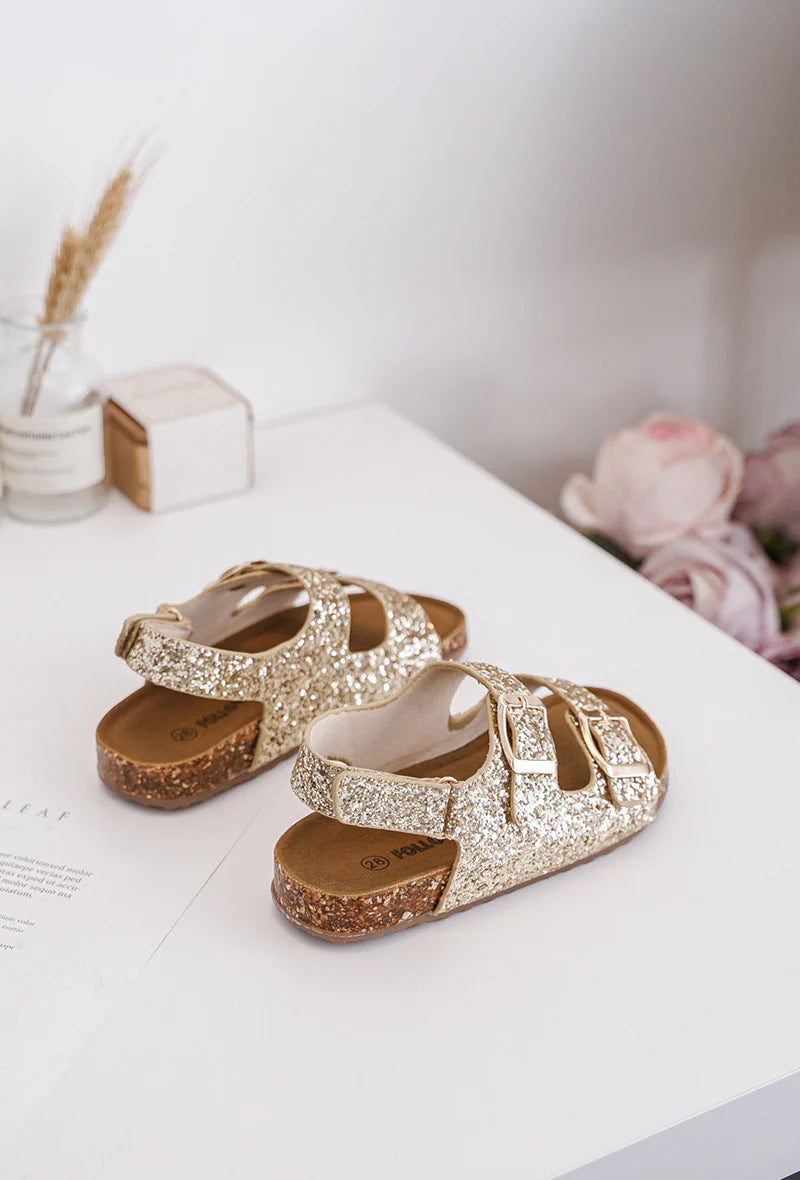 Sandalo con paillettes e papavero dorato