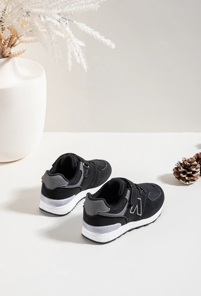 Sneakers con velcro per bambini – Scarpe sportive per bambini – Comode e leggere – Nero e grigio