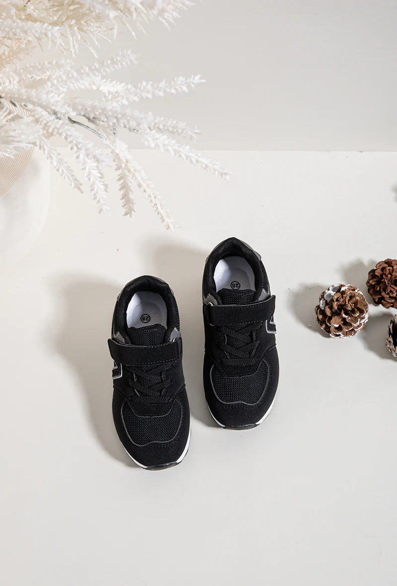 Sneakers con velcro per bambini – Scarpe sportive per bambini – Comode e leggere – Nero e grigio