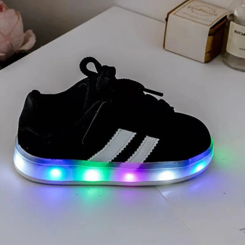 Sneakers luminose per bambini con lacci – Scarpe LED per bambini – Comode e leggere – Nere