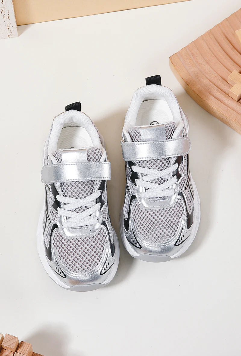 Sneakers con velcro per bambini – Scarpe sportive per bambini – Comode e leggere – Argento e nero