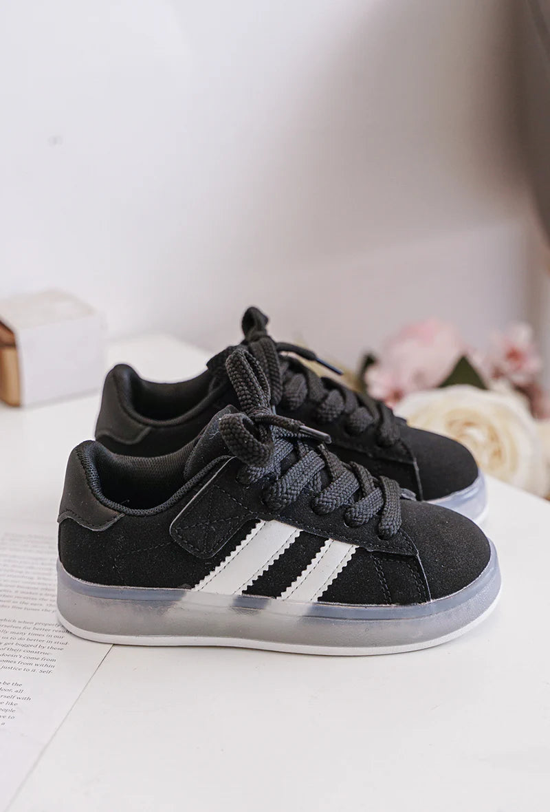 Sneakers luminose per bambini con lacci – Scarpe LED per bambini – Comode e leggere – Nere