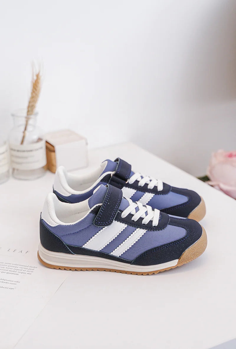 Sneakers con velcro per bambini – Scarpe sportive per bambini – Comode e leggere – Blu navy e bianco